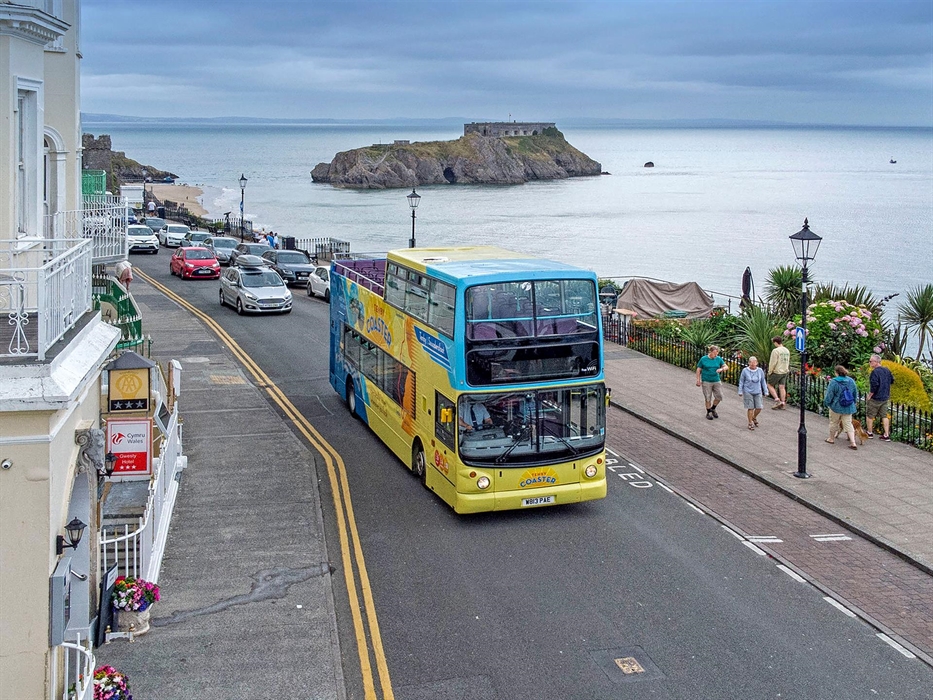 Tenby Coaster on Tenby Esplanade