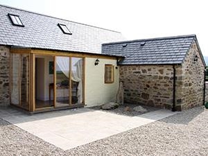 Sychpant Barn entrance