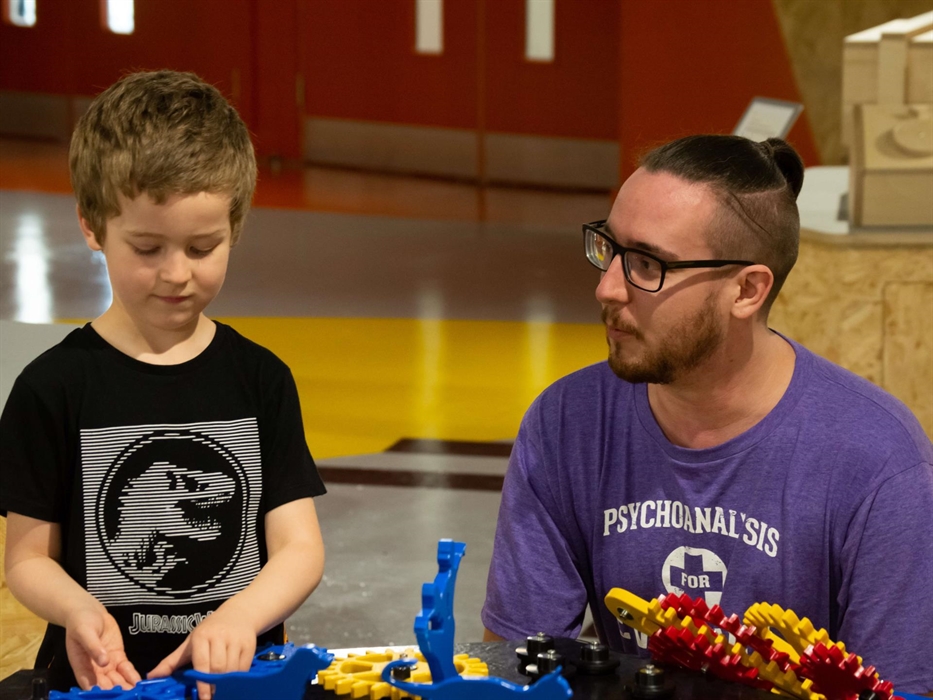 Young Person and Parent, Using gear Table