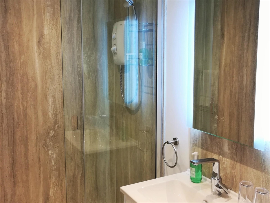 Room 3 - Large Shower ensuite