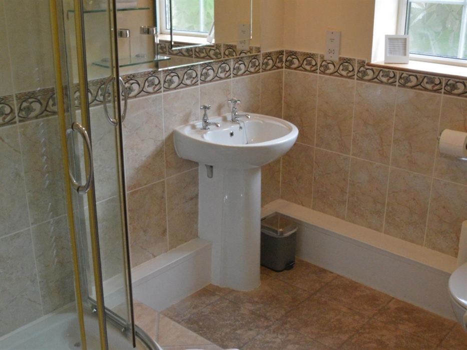 All our rooms have en-suite shower rooms