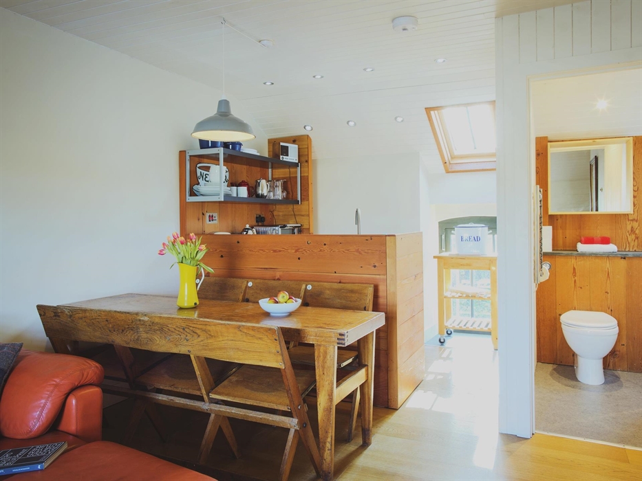 Caldey, Holiday Apartment for 5