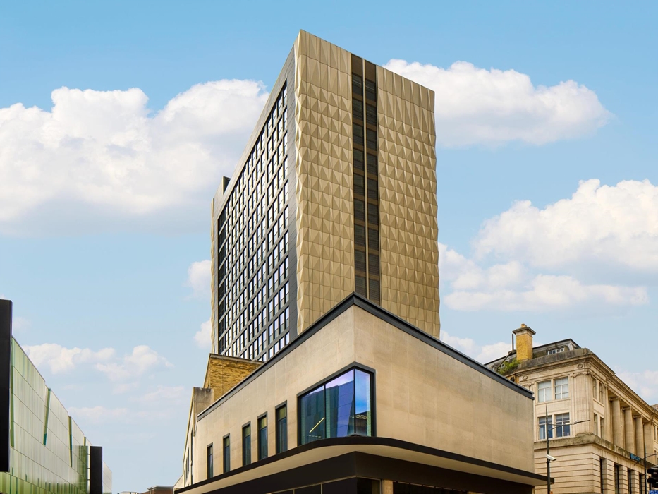 Mercure Newport Hotel Exterior