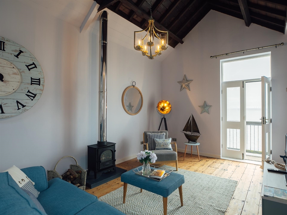 The Shores Apartments