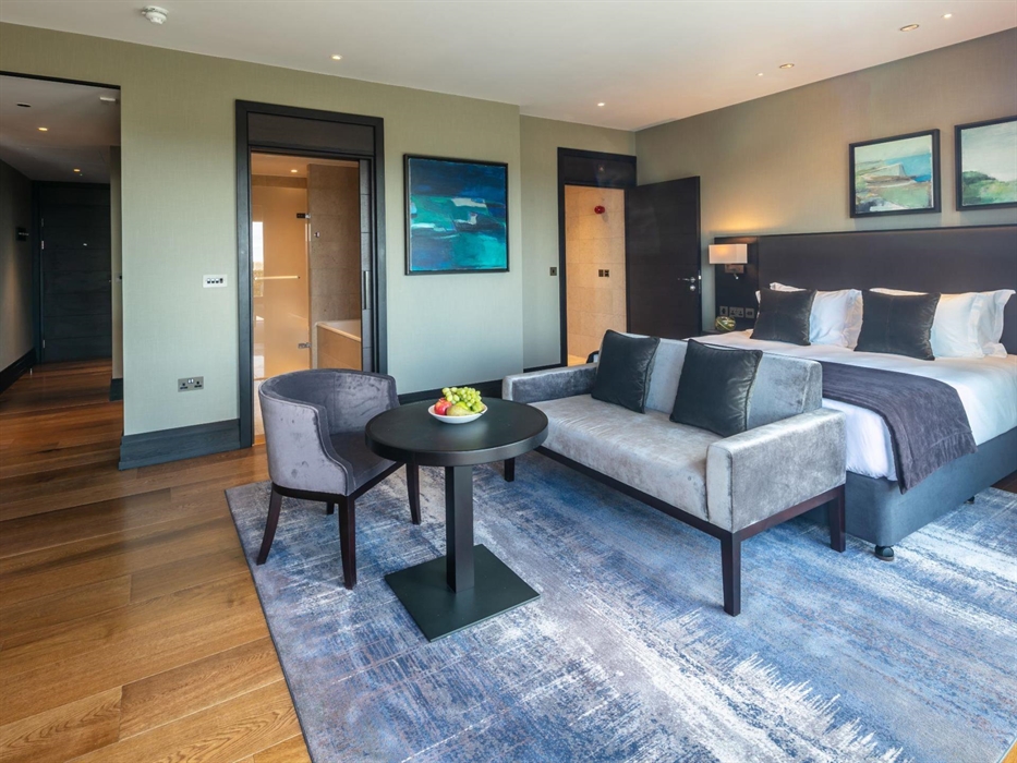 Accessible Oriel Spacious, Twr y Felin Hotel