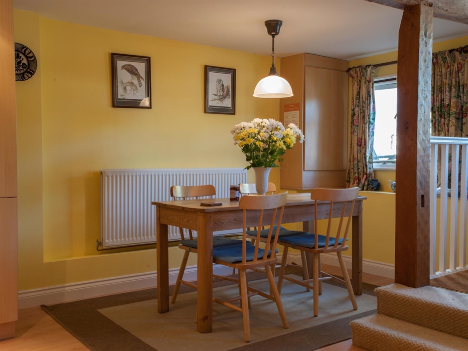 Dining area self catering Granary Cottage