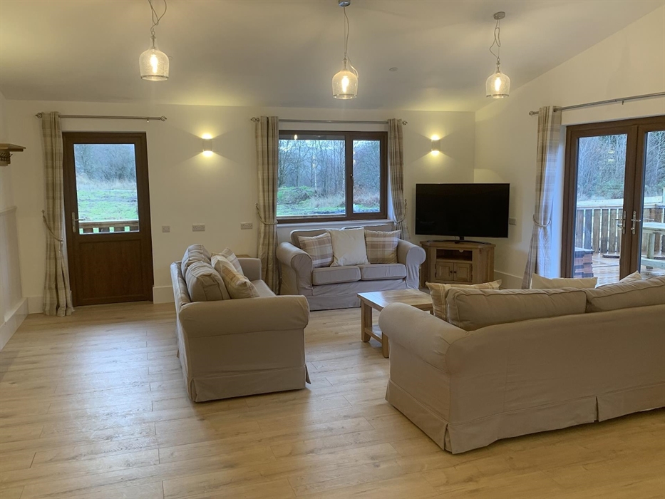 Hawthorn, Mid Wales Lodges