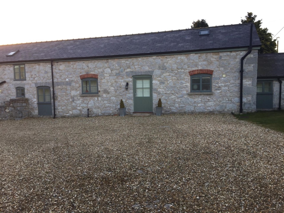 Black Lion Farm Cottages