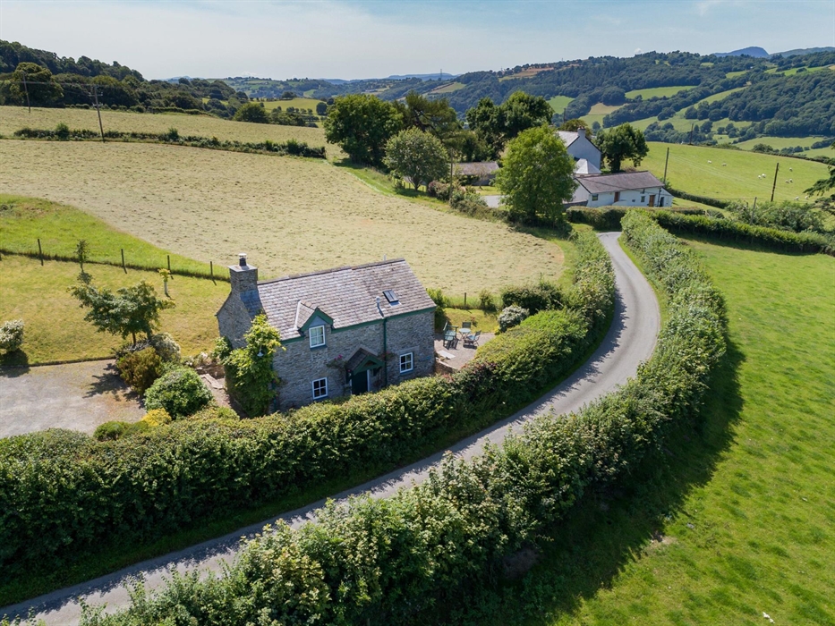 Holiday Cottage - Sleeps 2 Adults 1 child - Self Catering