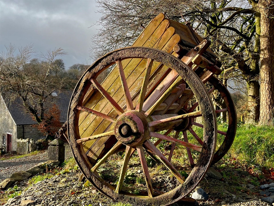 The old cart dates from the 1920s