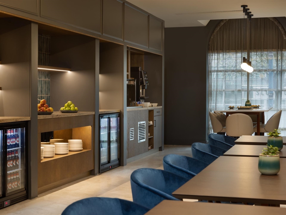 Guests upgrading to our executive rooms or suites gain access to our exclusive lounge. Enjoy all-day refreshments, seamless connectivity, and a conduc