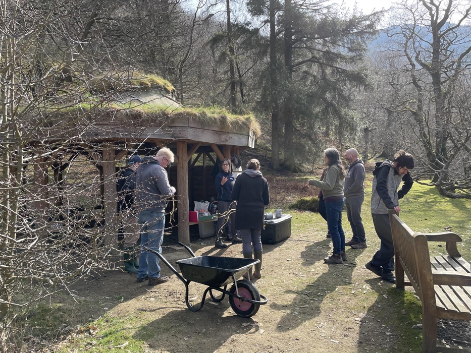 Making cordage - bespoke bushcraft sessions