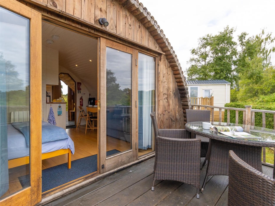 Rear deck, magazine on table