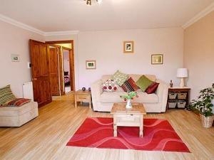 Bronhaul Farm Cottages