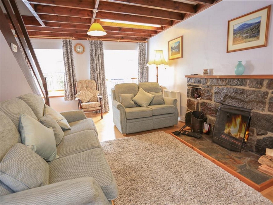 2058 - Gelert Cottage, Beddgelert