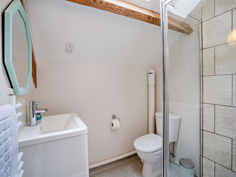 The Tack Room, shower room