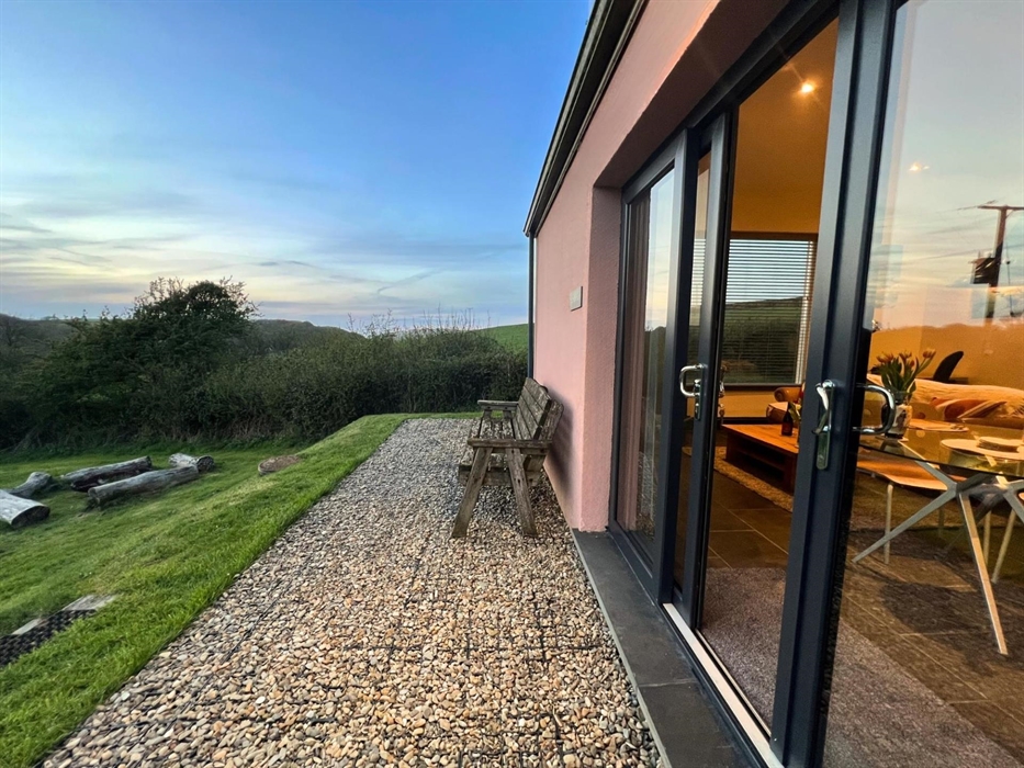 Loom Cottage entrance