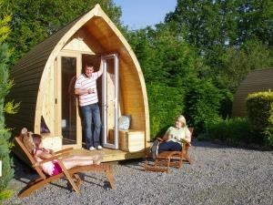 Noble Court Holiday Park Log Pods