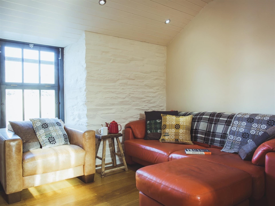 Caldey, Holiday Apartment for 5