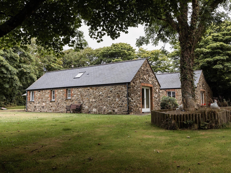Lower Lochturffin Side View