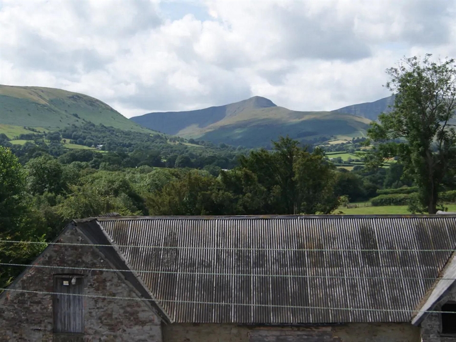 Views across to Pen y fan, Cribyn and Fan y big .
