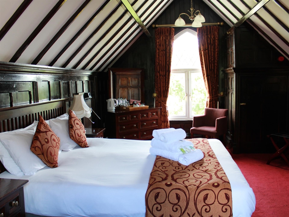 Lyons Woodlands Hall Hotel