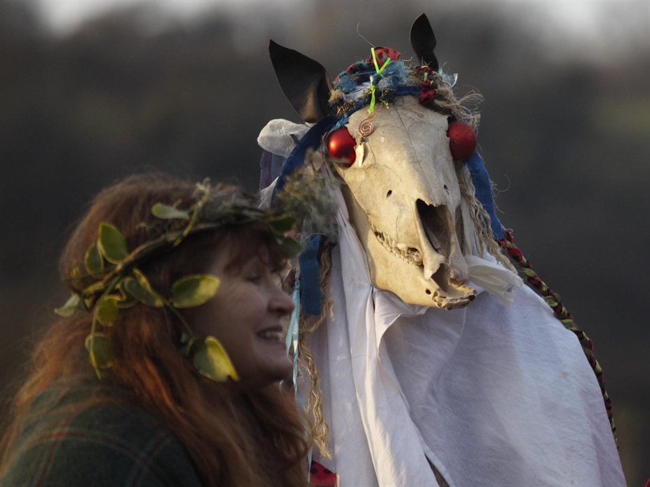 Dathlu Heuldro'r Gaeaf-Winter Solstice Celebration