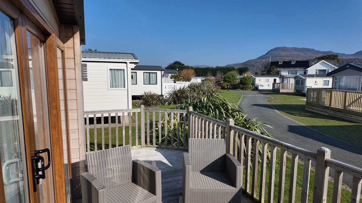 Luxury Lodge Kitchen