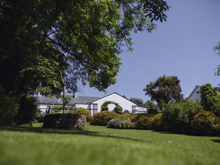 landscaped gardens at Venue
