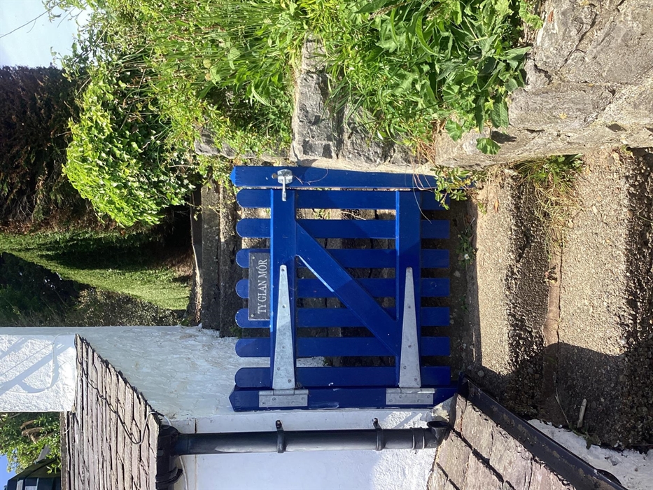 Your private direct access to the beach