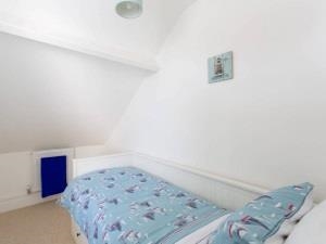 Top Flat 38 Victoria Avenue