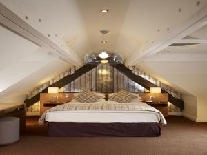 The Bull - Beaumaris