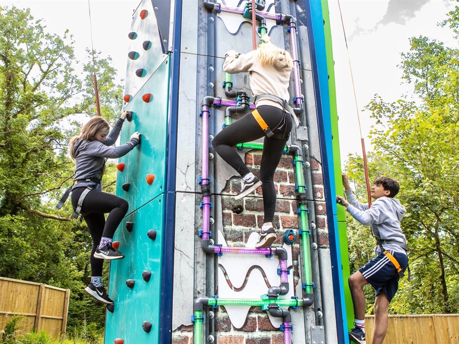 Llys-y-frân Lake & Visitor Centre