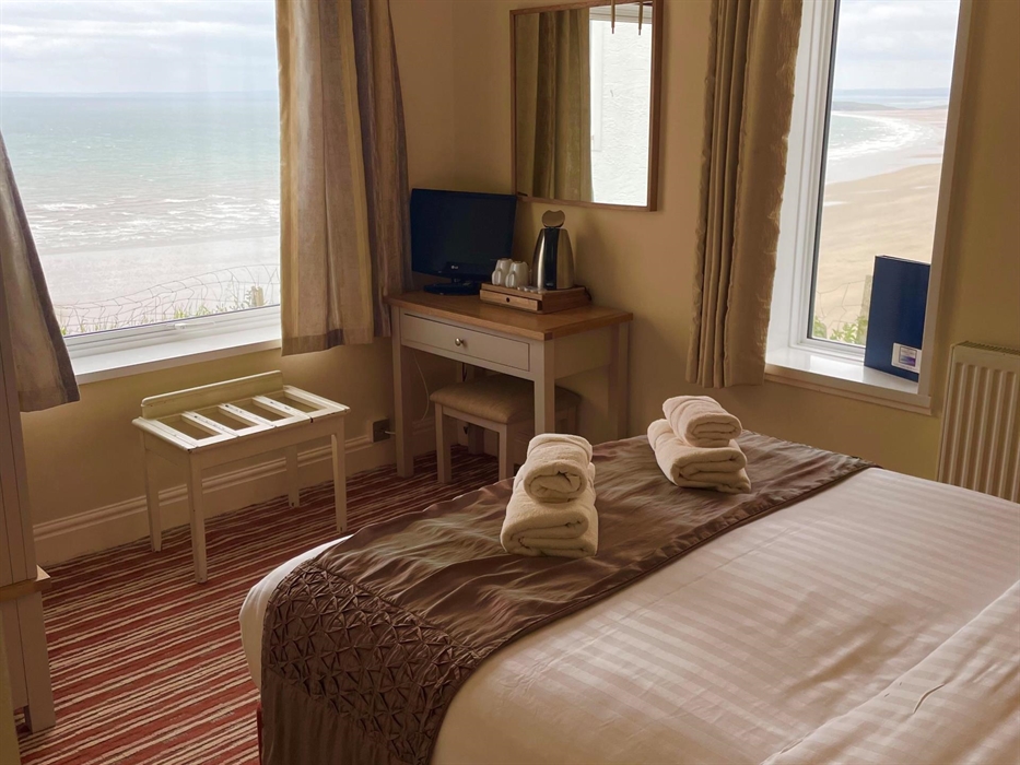 Wormshead Hotel Guestroom Ocean view