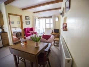 Tan y Lan Fach Holiday Cottages