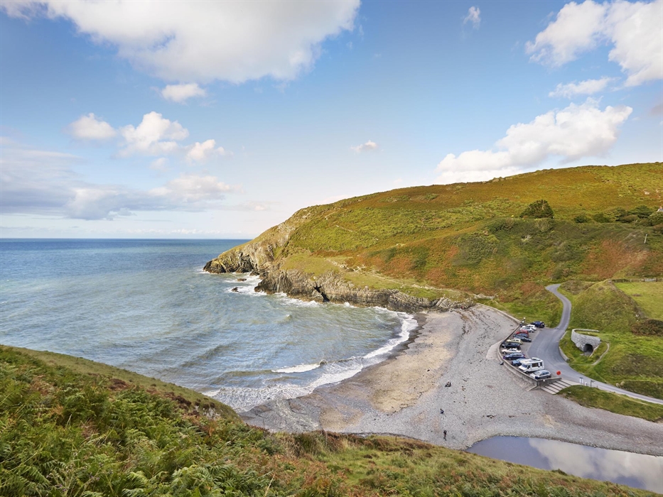 Walk along the All Wales Coast Path to either Cwmtydu or Llangrannog enjoying truly spectaculr views en-route