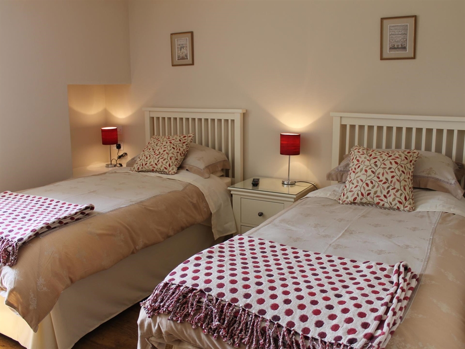 Y Beudy Cottage @ Penrhyn Farm