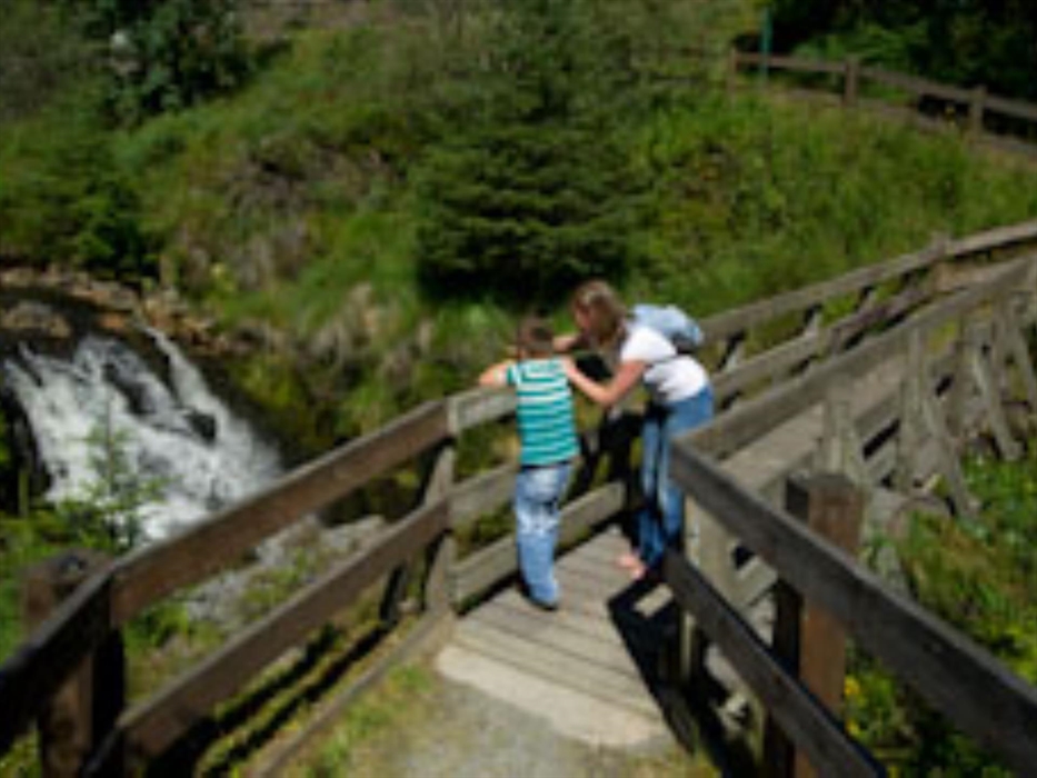 Severn-Break-its-Neck waterfall