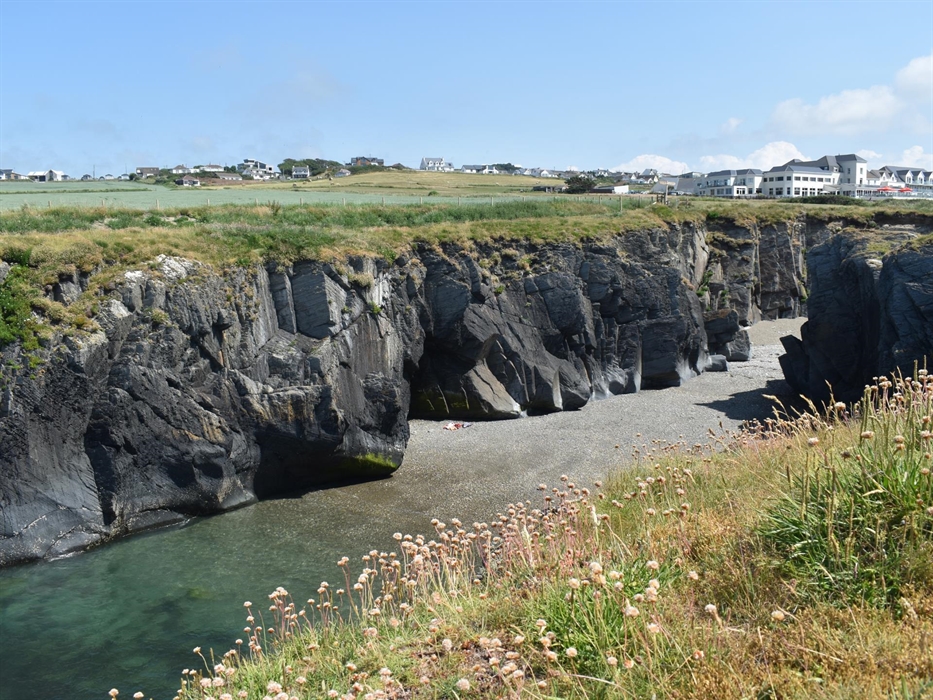 The Cliff Hotel & Spa