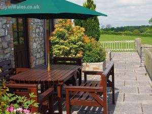 Parc Coed Machen Cottages