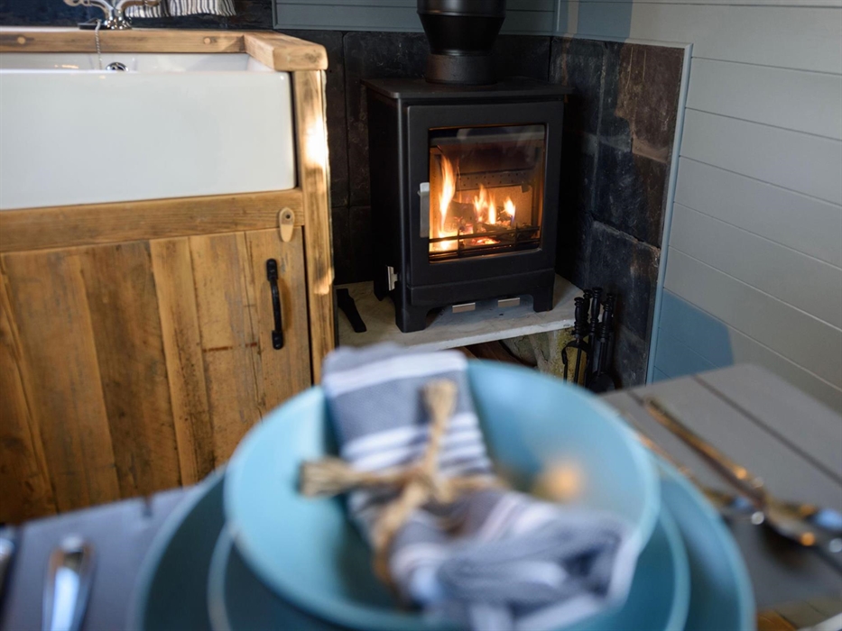 Brook Cottage Shepherd Huts - Susanna www.luxuryglampingwales.co.uk