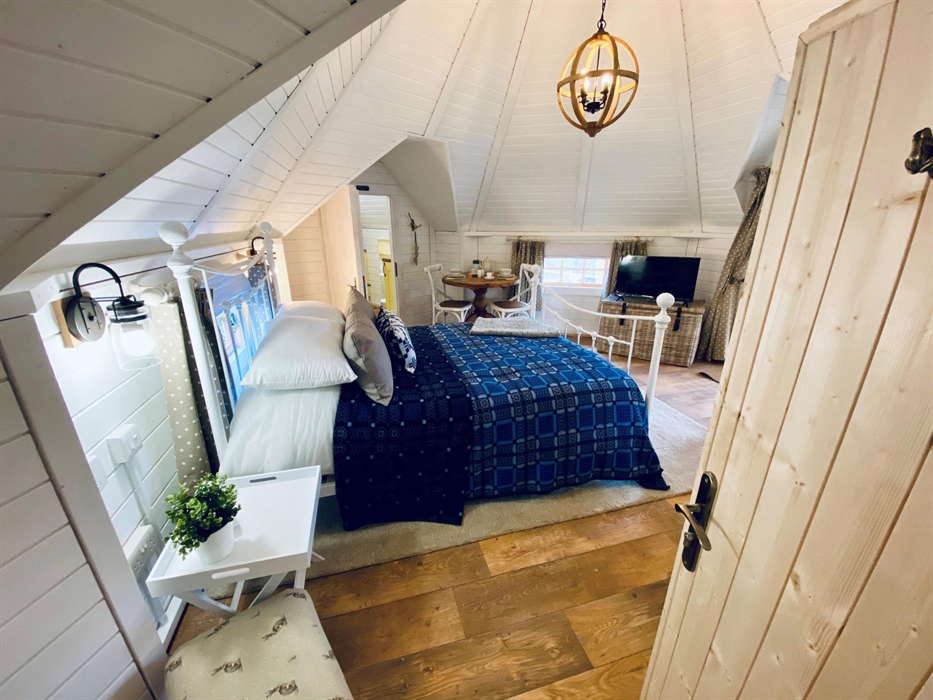 Set up for a two people, Flora's is also able to house a travel cot if required!