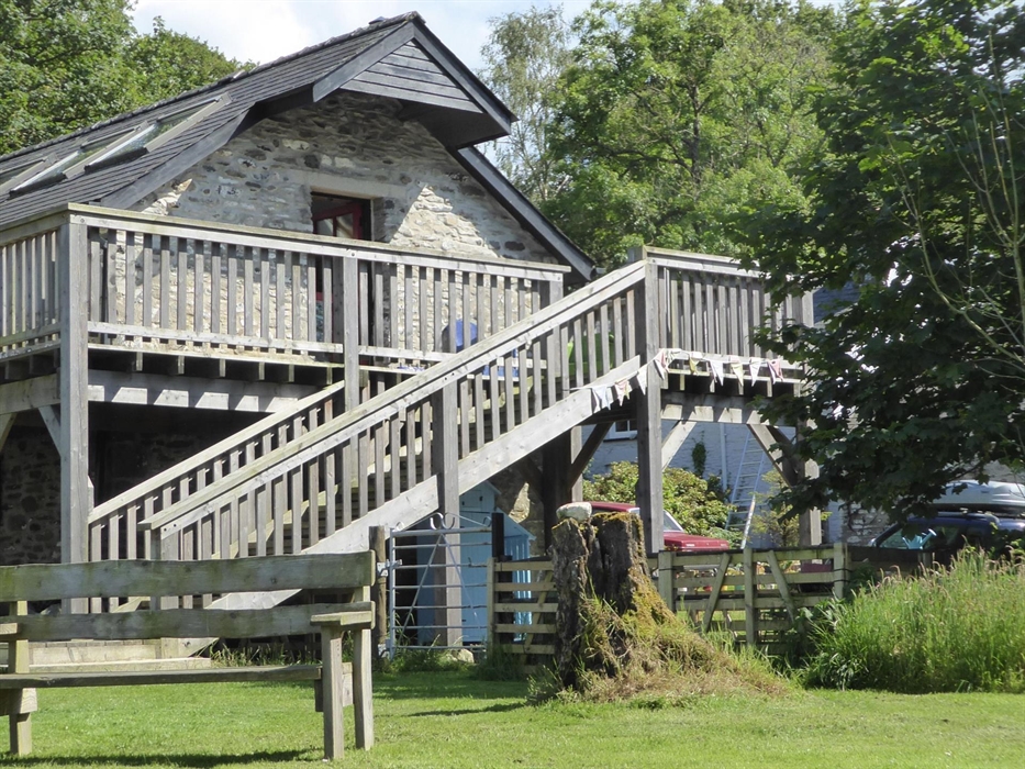 View of Y Granar Balcony and Garden