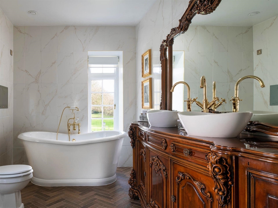 The Princess Margaret Junior Suite at 5* Plas Dinas Country House, voted Hotel of The Year 2021 at the North Wales Tourism Awards