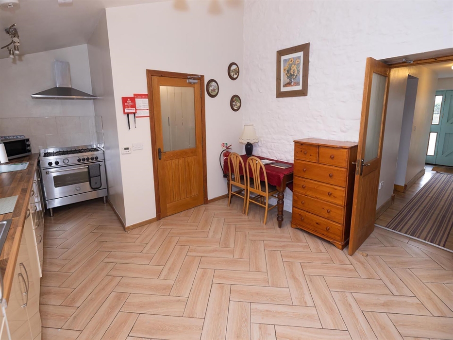 The Stables, kitchen and living space
