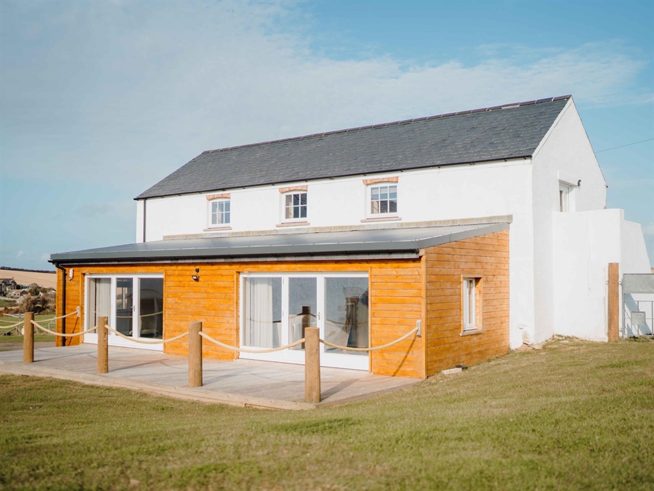 Corn Store ( all Cottages have own hot tubs)