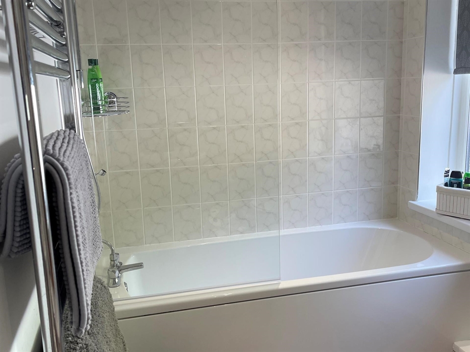 All towels, bathmats etc are provided and there's even a toiletries box just incase you've forgotten something!