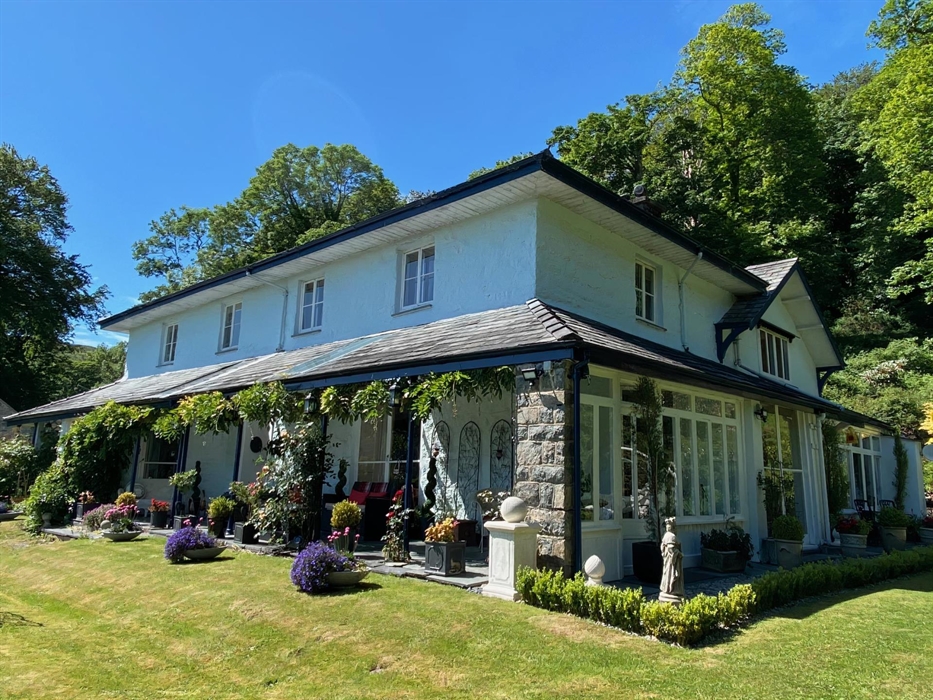 The first Italian-style Regency villa, built in North Wales in 1800 by philanthropist & entrepreneur William Madocks (MP), founder of Porthmadog & Tre