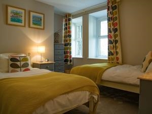 Quiet, cosy twin room