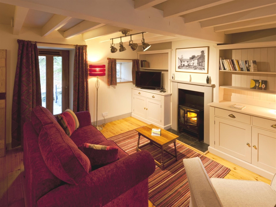 Benar Bach - the living room